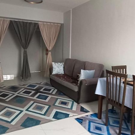 M.Fr Homestay Pangsapuri Putra Damai Путраджая Экстерьер фото