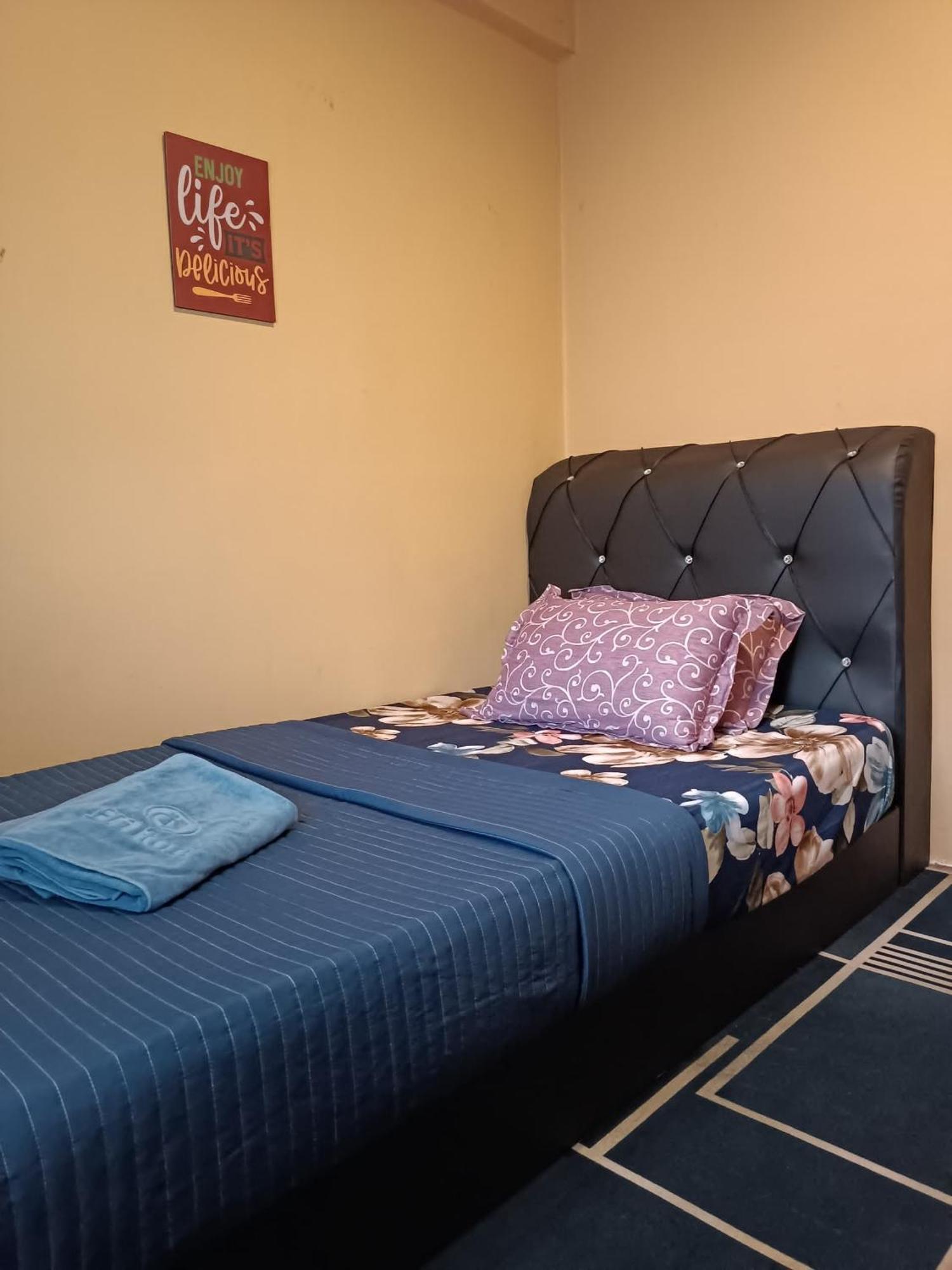 M.Fr Homestay Pangsapuri Putra Damai Путраджая Экстерьер фото